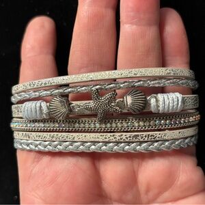 Silver shell magnetic clasp bracelet